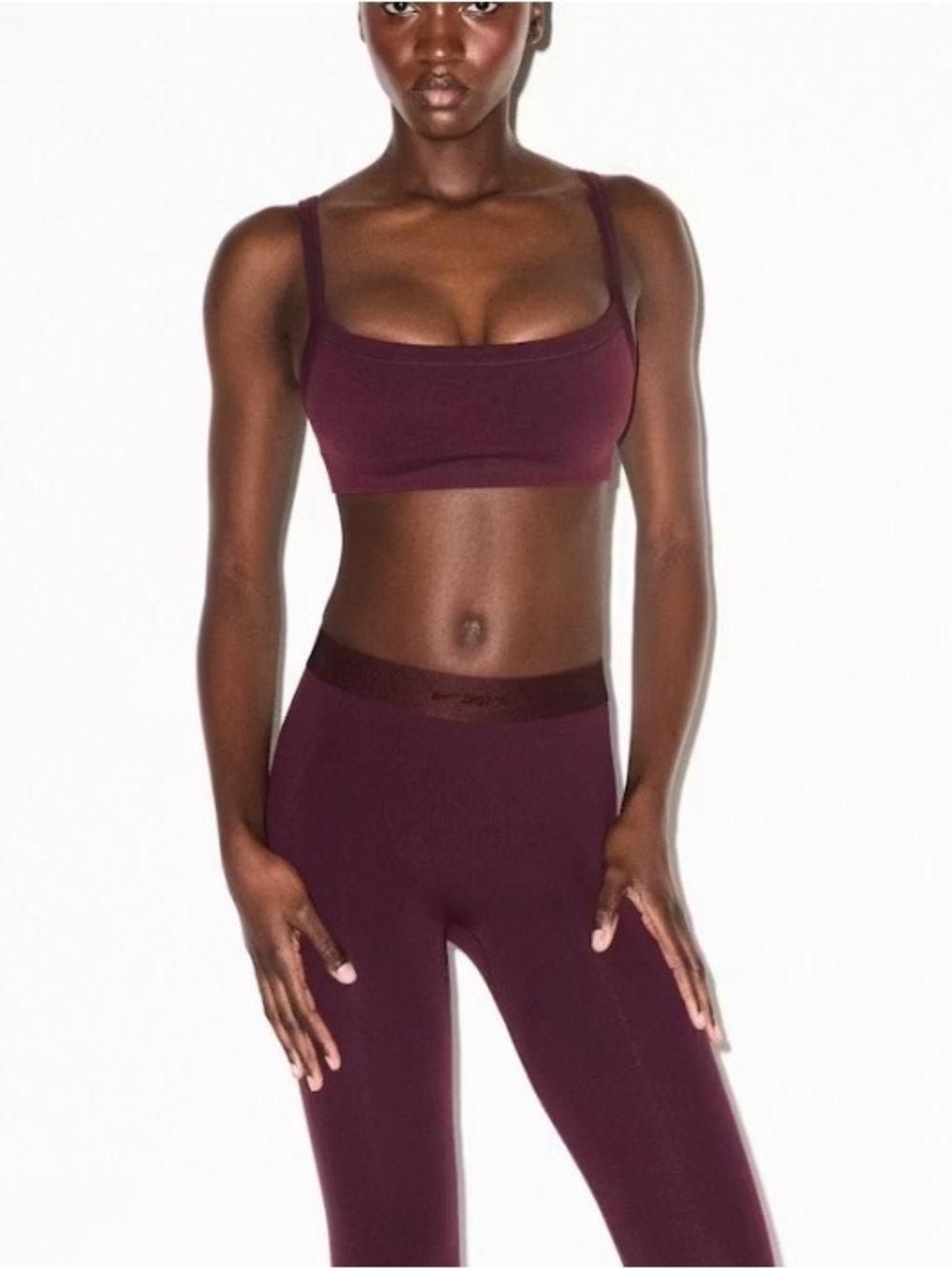 Skims Nike NikeSkims Vintage Seamless Cami bra Currant - Picture 7 of 7